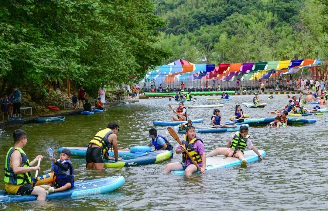 0%!清凉大围山何以这样火AG旗舰厅网站首页增长3(图9) 0%!清凉大围山何以这样火AG旗舰厅网站首页增长3(图9)